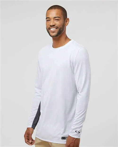 OUTLET-Oakley Team Issue Hydrolix Long Sleeve T-Shirt