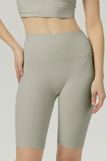 Seamless Biker Shorts (8'')