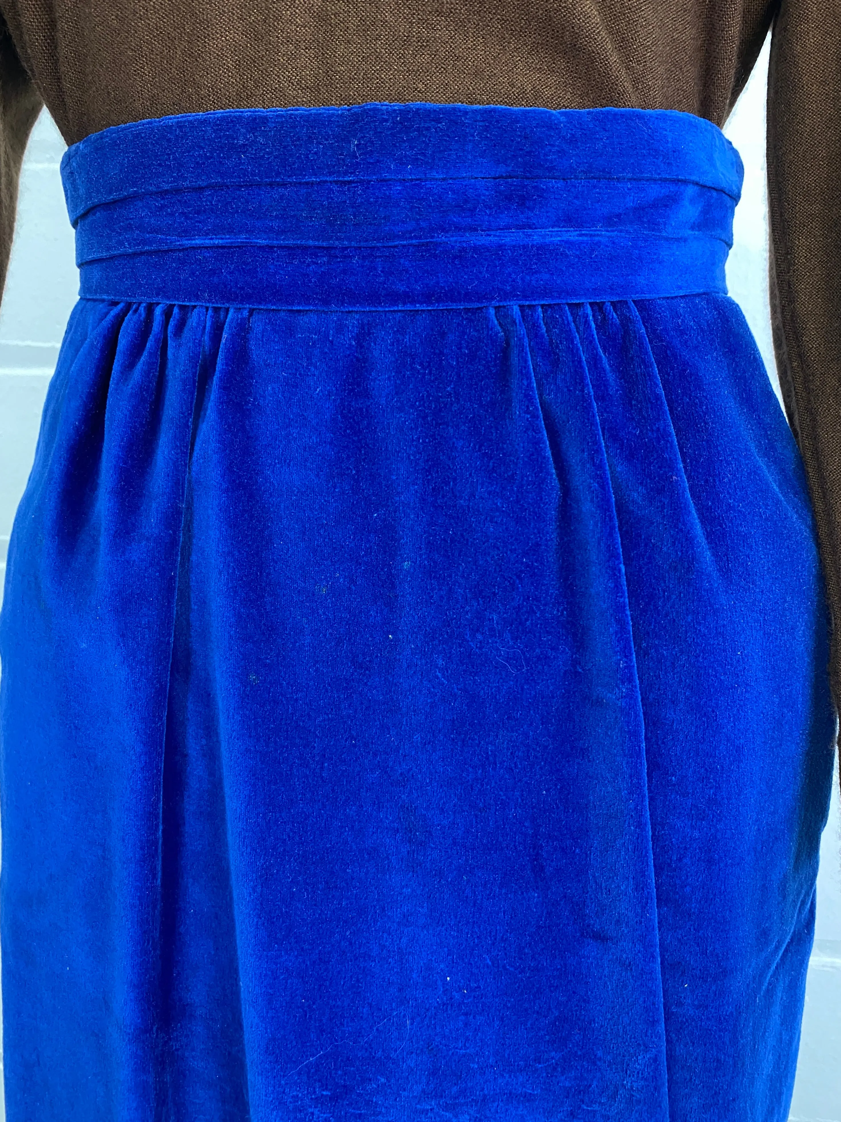 Vintage 1980s Blue Velour High-Waist Pencil Skirt, W26"